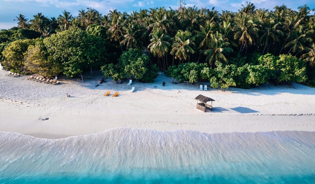 Spots in Ukulhas